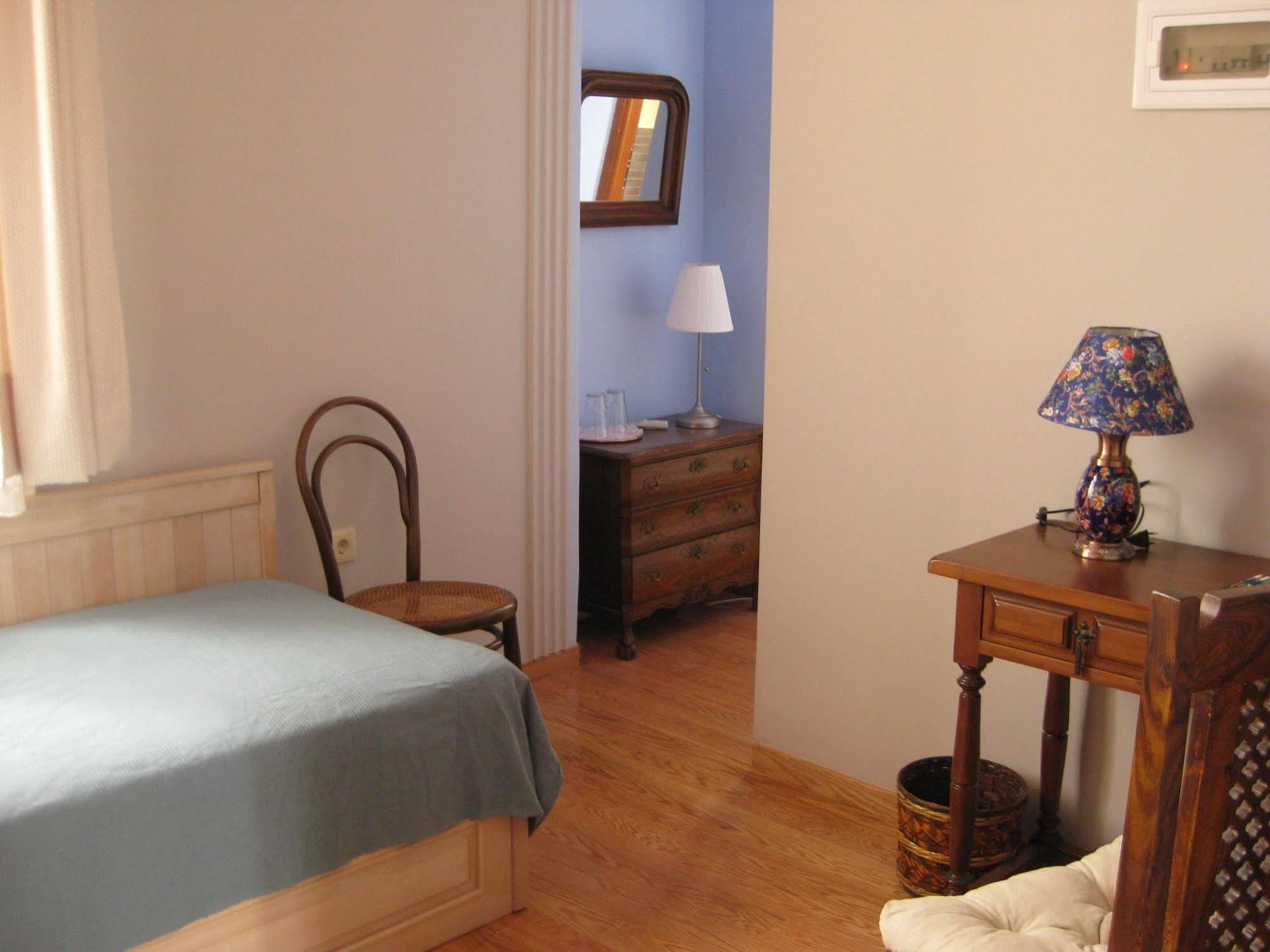 Traditional Hotel Ianthe Véssa Eksteriør bilde